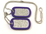 Set 2 medalioane militare SUA dog tag Personalizate cu textul dorit de client, din inox lucios , lanÈ› 70 cm, lanÈ› 10 cm, cauciucuri mov, garanÈ›ie pe viatÄƒ anti ruginÄƒ. Importat din Statele Unite ale Americii de la furnizorul armatei SUA.