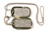 Set 2 medalioane militare SUA dog tag personalizate cu textul dorit de client, din inox lucios , lanÈ› 70 cm, lanÈ› 10 cm, cauciucuri camuflaj desert, garanÈ›ie pe viatÄƒ anti ruginÄƒ. Importat din Statele Unite ale Americii de la furnizorul armatei SUA.